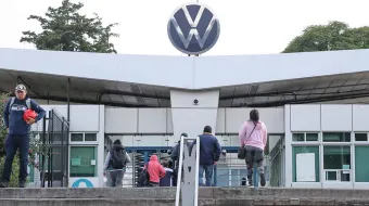 Controversia en Volkswagen: Despiden a 200 trabajadores en Puebla