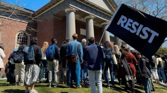 Harvard dice NO, a Trump
