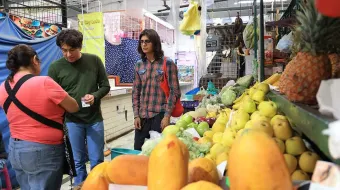 Mínima baja a los costos de los productos y servicios en Puebla