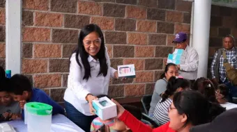Con su amor y entrega las mamás hacen grande a Atlixco: Ariadna Ayala