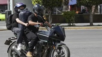 Congreso analiza exentar de reemplacamiento a motociclistas cumplidos