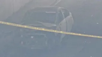  Queman cuerpo con todo y auto en el Periférico