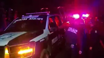 Falsos ministeriales despojaron de camioneta a una familia en la autopista Atlixcáyotl