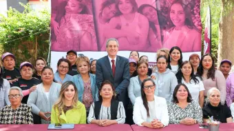 <table class="table"> <thead><tr><td><h4 class="text-dark">Lo de Hoy Noticias te recomienda leer:</h4></td></tr></thead> <tbody><tr><td><h5><a href="/municipios/2025/05/12/6389/transmutacion-el-viaje-de-dante-segun-la-vision-de-rak-unanue-en-puebla">Transmutación: El Viaje de Dante según la visión de Rak Unánue en Puebla</a></h5></td></tr><tr><td><h5><a href="/municipios/2025/05/12/6405/san-pedro-cholula-reduce-incidencia-delictiva-en-un-1719-durante-abril">San Pedro Cholula reduce incidencia delictiva en u