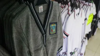 Puebla garantiza uniformes y zapatos escolares gratuitos para 2025-2026