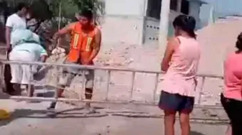 Tragedia en Zinacatepec: dos empleados mueren al caer en zanja durante mantenimiento de drenaje