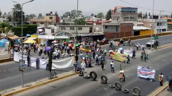Pueblos Originarios bloquean carretera en protesta contra invasión inmobiliaria