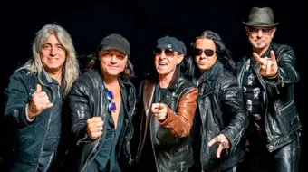 Llegan Wisin y Scorpions al gran concierto en el Teatro del Pueblo