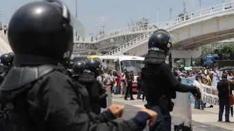 Caos vial en la Vía Atlixcáyotl; la 28 de Octubre expuso demandas en el CIS Angelópolis