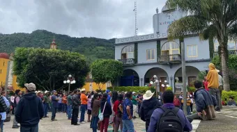 Inconformes en Cuautempan fueron incorporados a la administración municipal