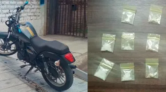 En Cuautlancingo aseguran a presunto narcomenudista y recuperan una motocicleta
