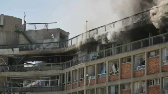 Misil iraní impacta hospital en Israel; Tel Aviv responde con bombardeo a reactor nuclear