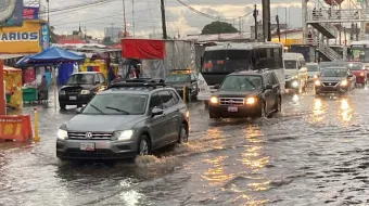 Domingo lluvioso en la capital; "Flossie" y "Barry" provocarán tormentas esta semana