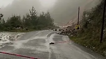 Tormentas dejan daños en tramos carreteros de la Sierra Negra