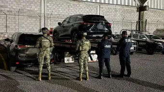 Rescatan a cinco personas tras presunto secuestro exprés en la carretera Puebla–Tehuacán
