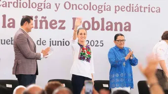 Claudia Sheinbaum inaugura torres médicas en el Hospital de la Niñez Poblana