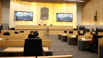 La presidenta del Congreso local, Laura Artemisa García Chávez informó que el incremento de iniciativas aprobadas del primero al tercer período ordinario de sesiones creció más del 50 por ciento.  Desglosó que en el primero fueron aprobadas 20 iniciativas, para el segundo 31 iniciativas, y este que concluyó el pasado 15 de julio fueron 53 las iniciativas aprobadas.  Laura Artemisa García Chávez reconoció que detrás de estos números existe un trabajo arduo de diputados, porque cada iniciativa requiere de un 
