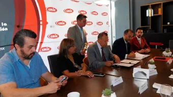 CMIC Puebla e IPAM impulsan reinserción laboral de migrantes en el sector construcción
