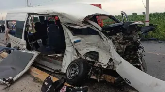 Camión de Coca Cola embistió a transporte de personal y mató a cinco trabajadores