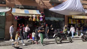 Prohíben ambulantes en hospitales y universidades tras incidentes en el Centro