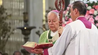 Arzobispo de Puebla pide oraciones y unidad ante crisis de violencia y desempleo en México