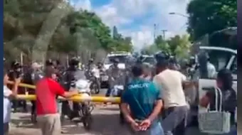 Fallido operativo contra motos robadas en San Baltazar Tetela; policías obligados a devolverlas