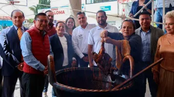San Pedro Zacachimalpa celebra su Primera Feria del Mole con tradición y sabor poblano