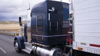 Robo y secuestro en carretera Puebla-Oaxaca: 800 paquetes desaparecen tras ataque