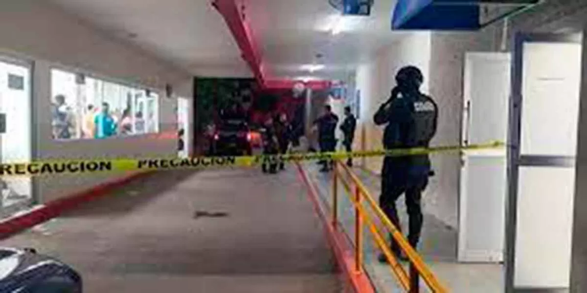 Van a rematar a herido en hospital de Culiacán y los reciben a balaz0s; 3 personas murier0n