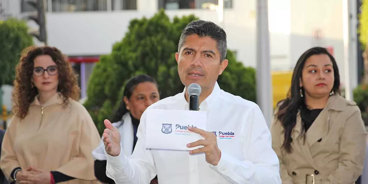 Lalo Rivera deja Palacio Municipal antes de las posadas
