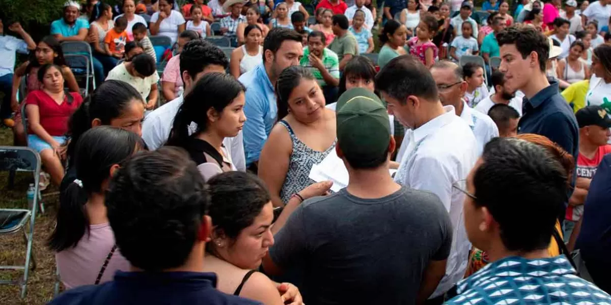 Un Puebla en paz, promete Eduardo Rivera en San José Acateno