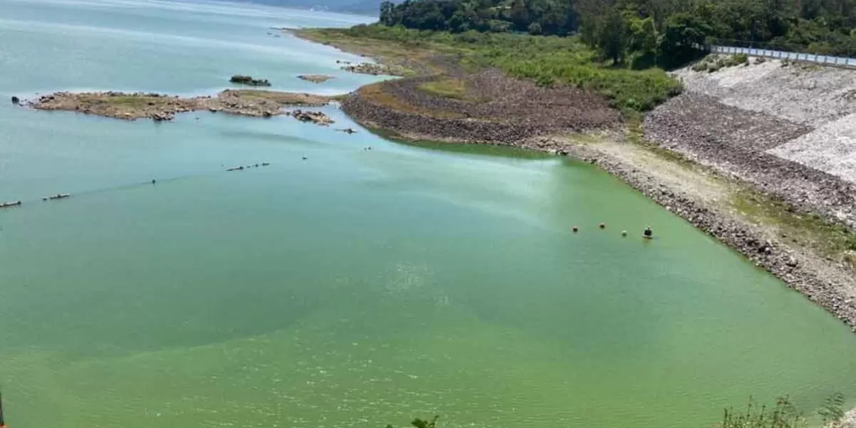 Detienen extracción de agua de la presa de Valle de Bravo por niveles bajos