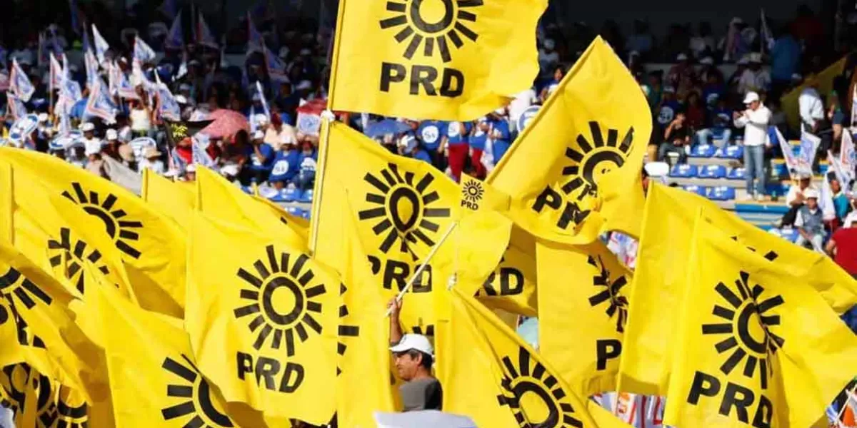 PRI y PRD pierden el 80% de militantes