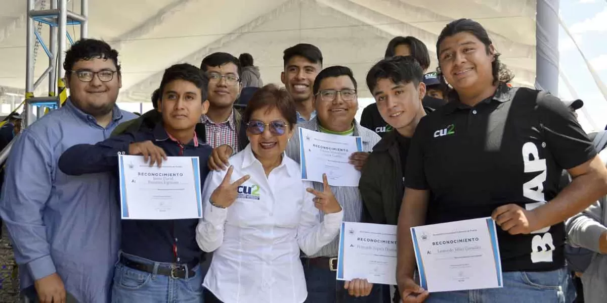 Con la Feria de Bienvenida comienza la experiencia universitaria en CU2