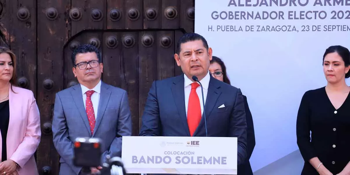 Colocación del Bando Solemne reconoce legitimidad de la elección de Armenta como gobernador de Puebla 