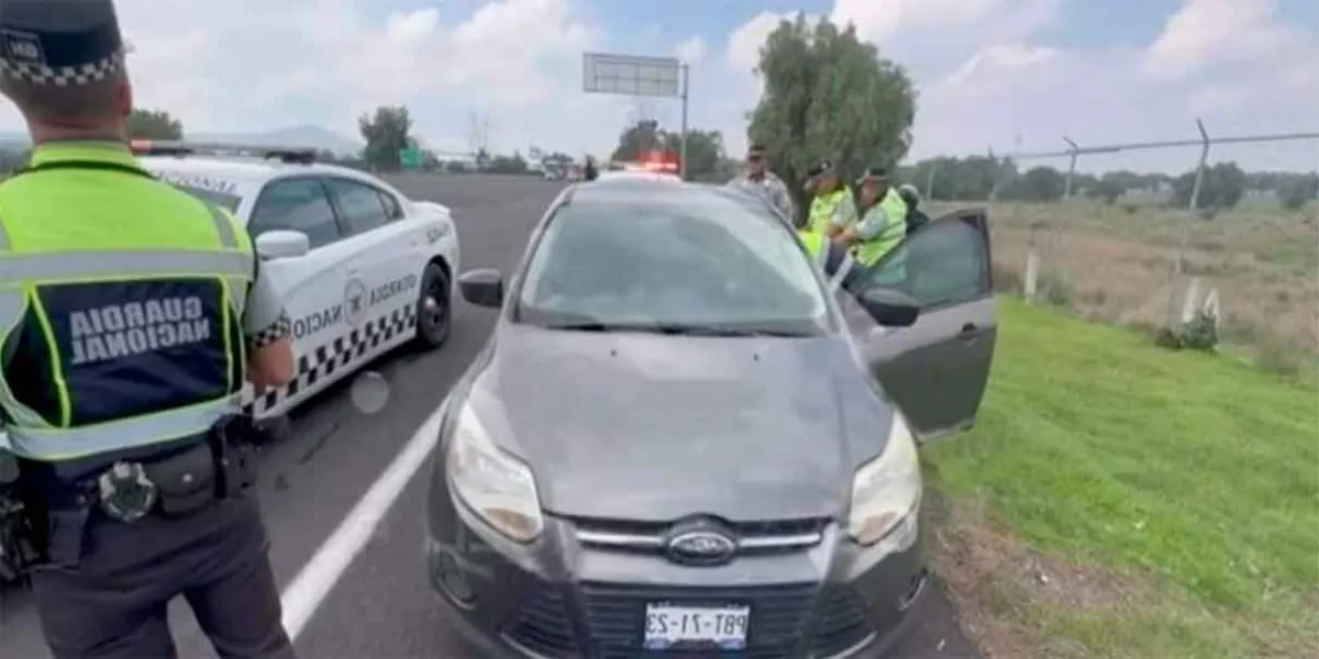 VIDEO. Delincuentes simulan ser Guardia Nacional y roban a familia en Amozoc