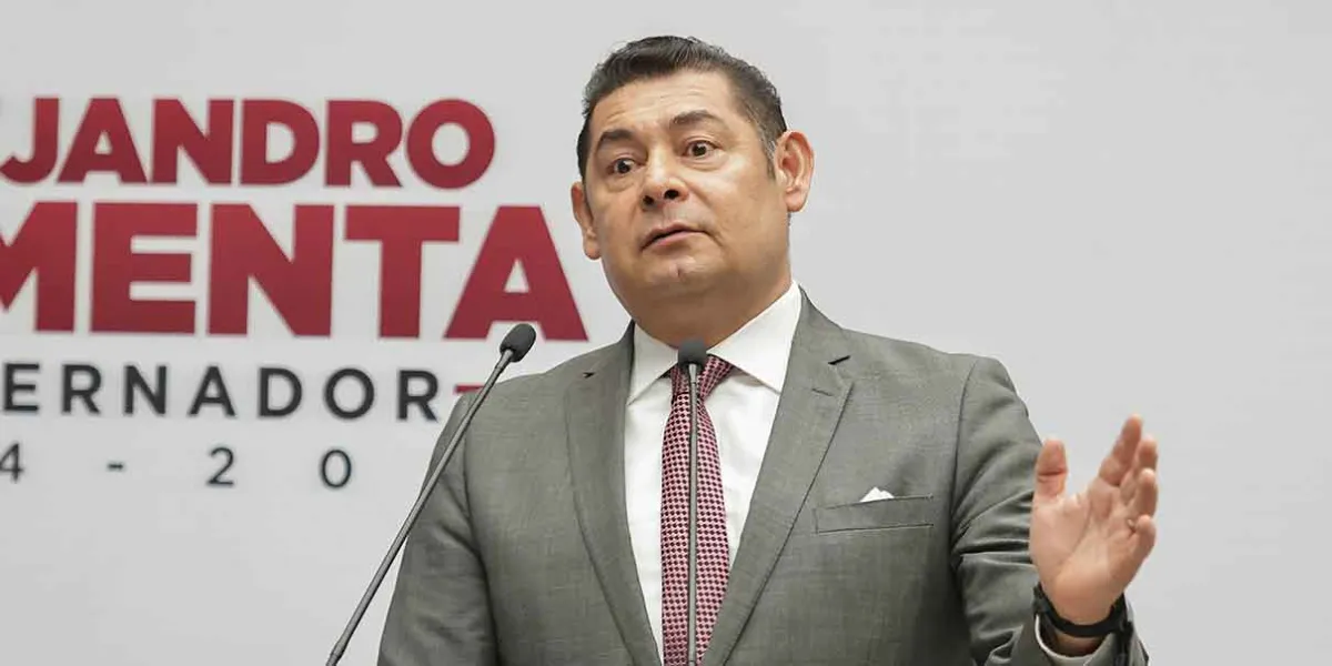 CMIC Puebla entrega carpeta de proyectos clave de infraestructura para Puebla