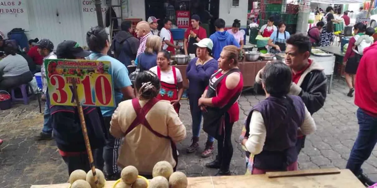 Latente foco de infección en el Mercado La Purísima en Tehuacán