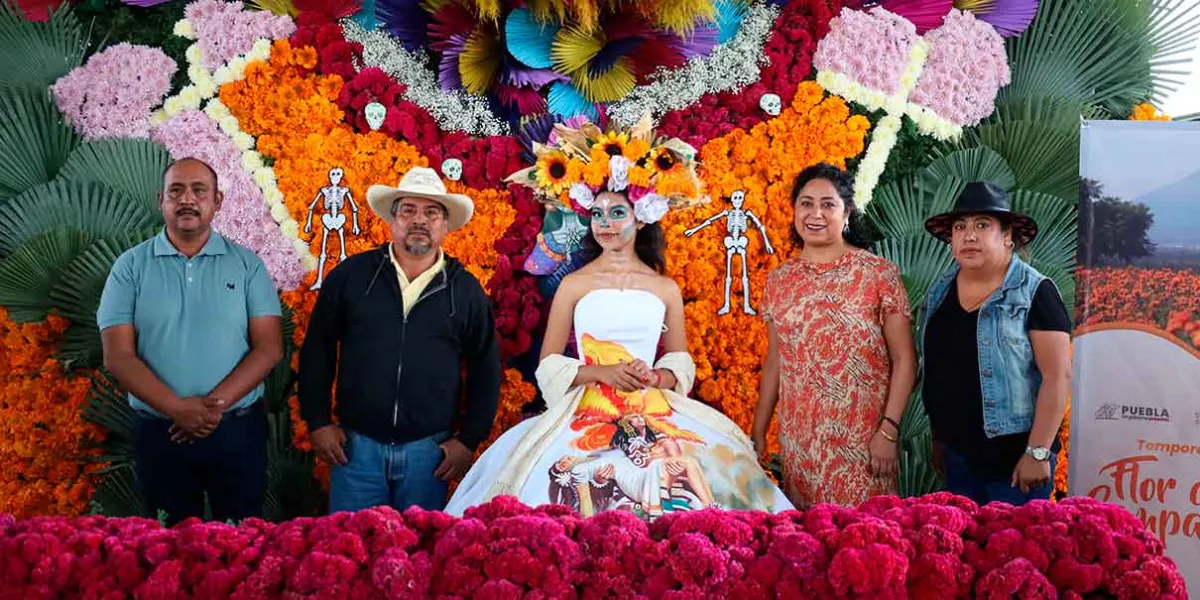 El Mercado de Flores Iztaccíhuatl se prepara para el Día de Muertos en Huejotzingo 