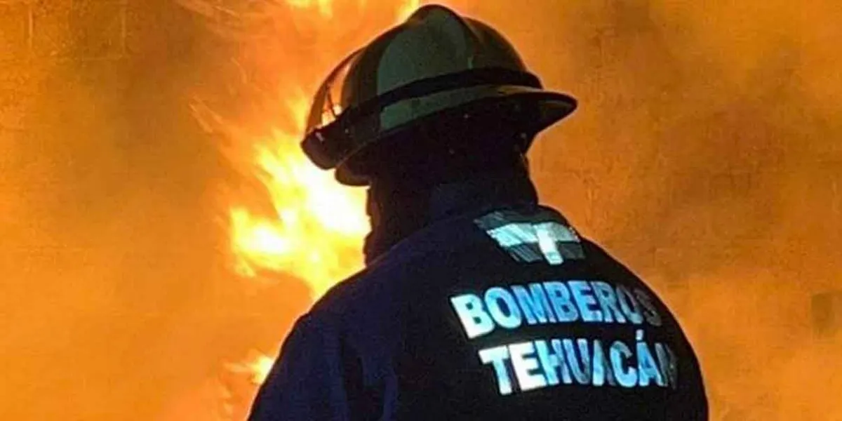 Sofocan incendio de una maquiladora en Tehuacán