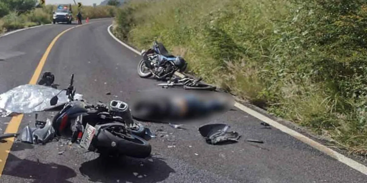 Trágico accidente cobra la vida de dos motociclistas en la Izúcar-Cuautla