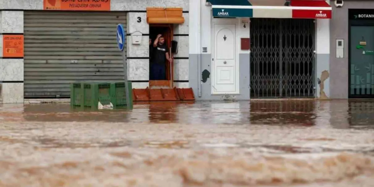 Devastadoras inundaciones alcanzan los 63 muertos y varios desaparecidos en España 