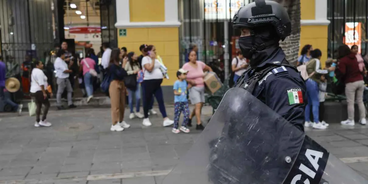 400 policías dejarán la oficina para patrullar las calles de la capital