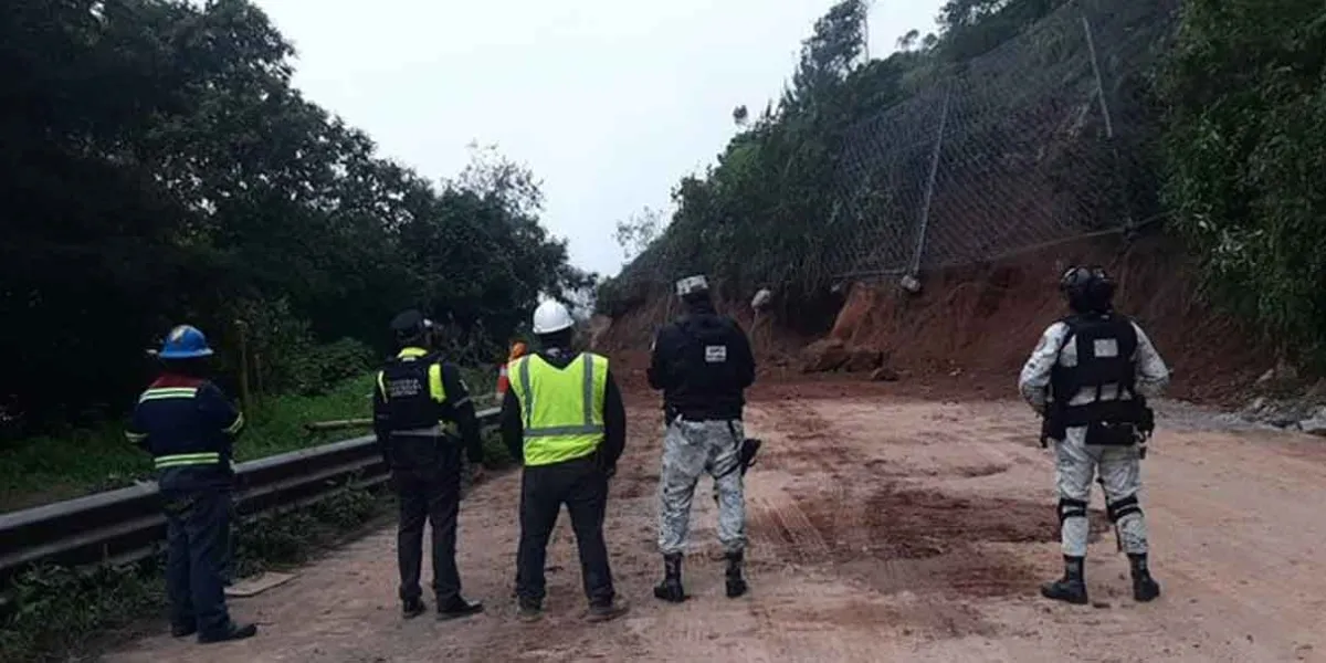 Seis días sin paso de Veracruz a Puebla por deslaves en las cumbres de Maltrata