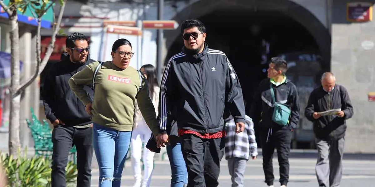 Pronostican frente frío en Puebla con rachas de viento y lluvias en varias regiones del país