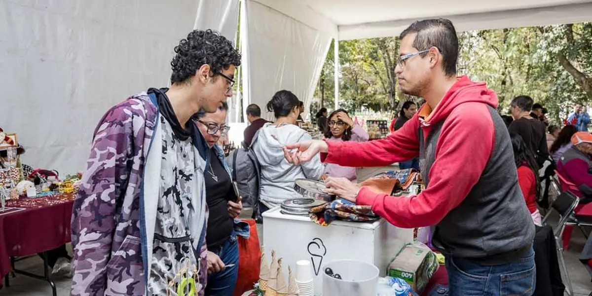 Instalan Bazar Navideño de la Capital Imparable