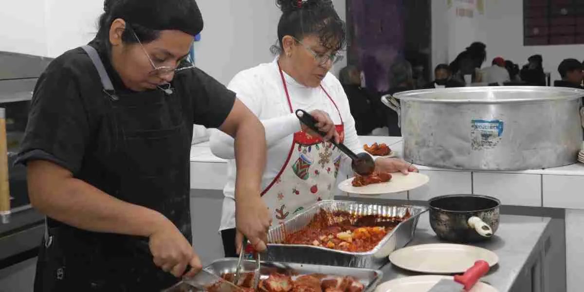 cena en el Dormitorio Municipal
