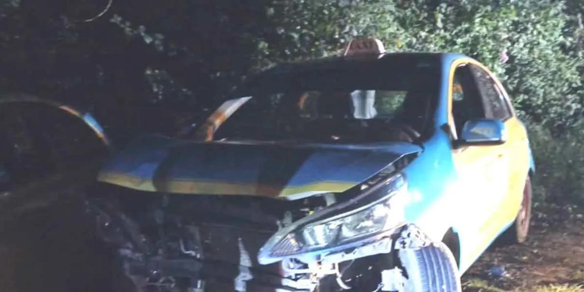 Taxista borracho provoca fuerte accidente en Juan Galindo
