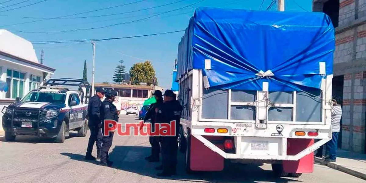 En Huejotzingo, policías evitan robo de camioneta en Capultitlán