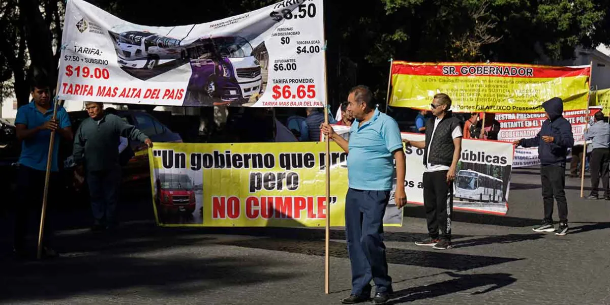 Transportistas exigen incremento al pasaje en Puebla para cubrir gastos operativos